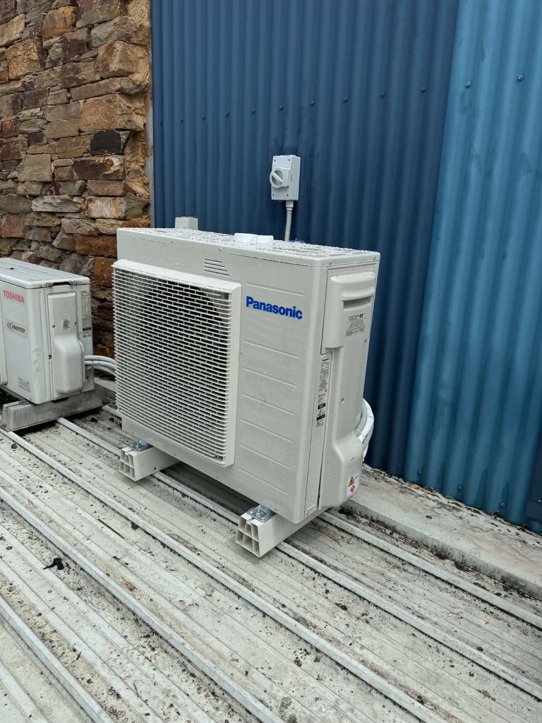 Commercial split system installation by Task Trades